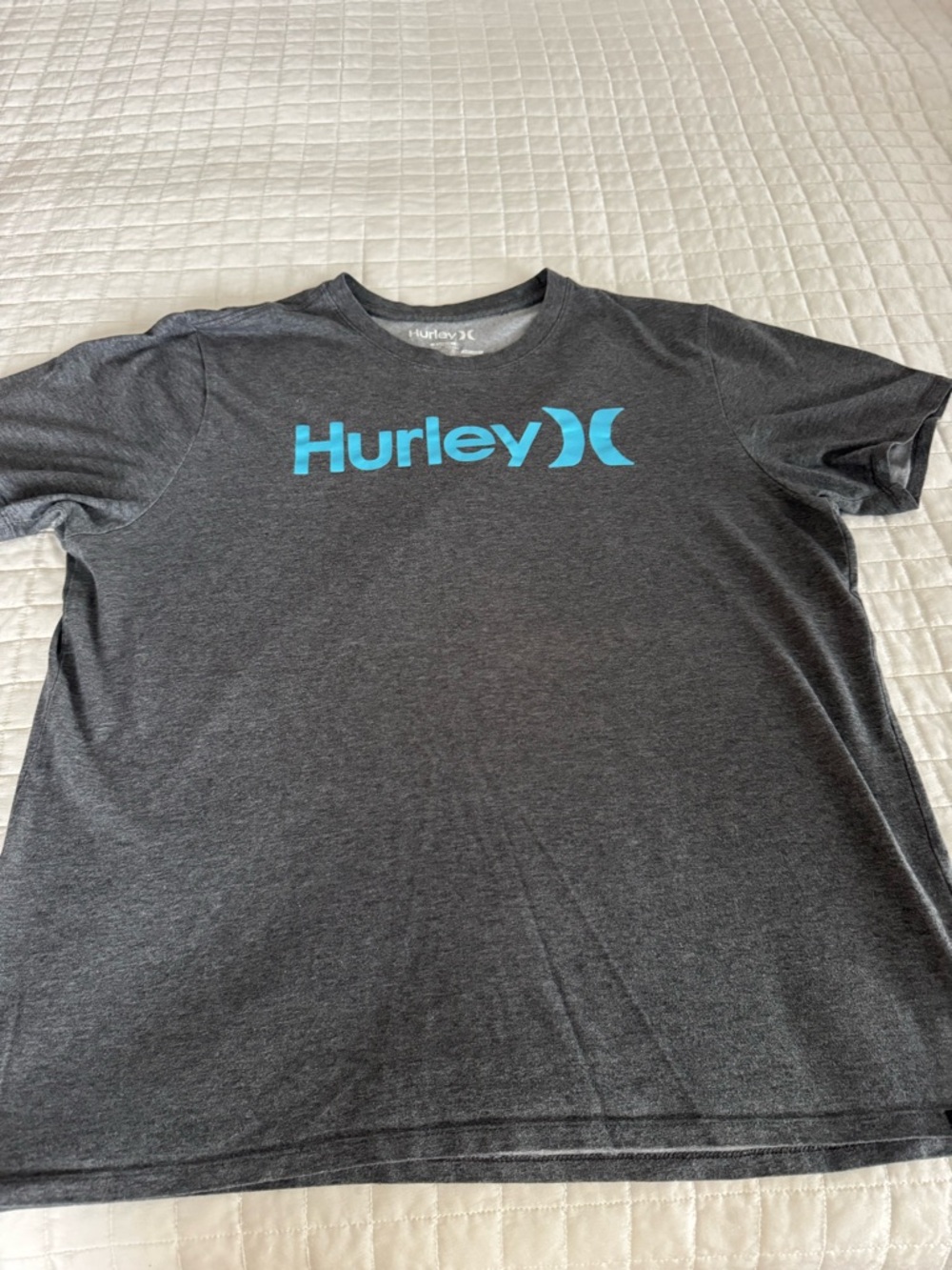 Hurley by NikeMen’s Gray Graphic Logo T‑Shirt NWOT
